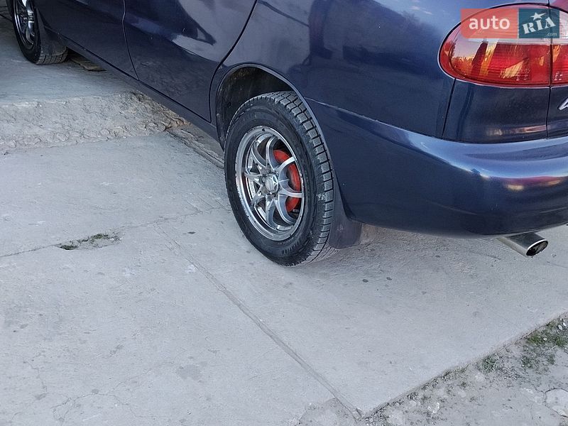 Седан Daewoo Lanos 2004 в Копычинце