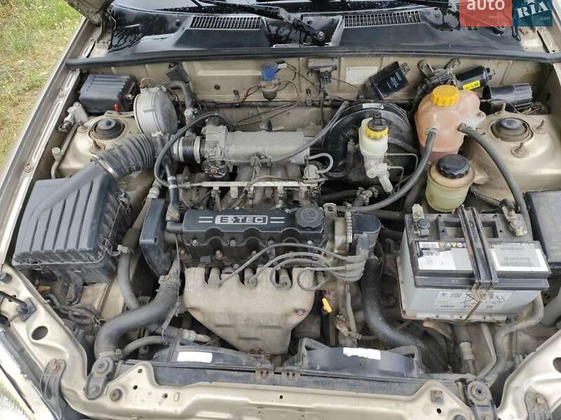 Седан Daewoo Lanos 2008 в Днепре