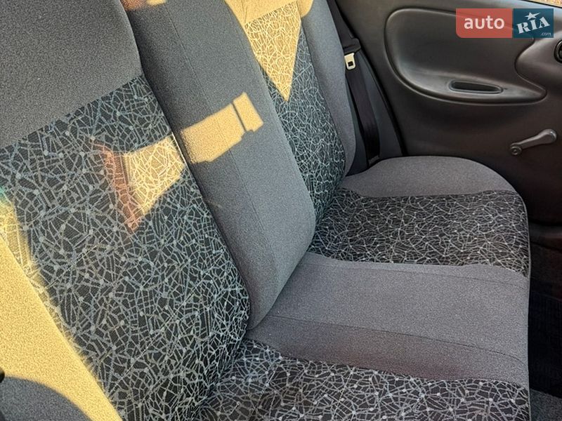 Седан Daewoo Lanos 2008 в Києві