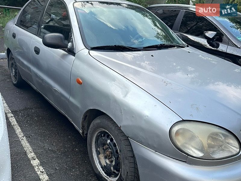 Седан Daewoo Lanos 1998 в Новому Розділі