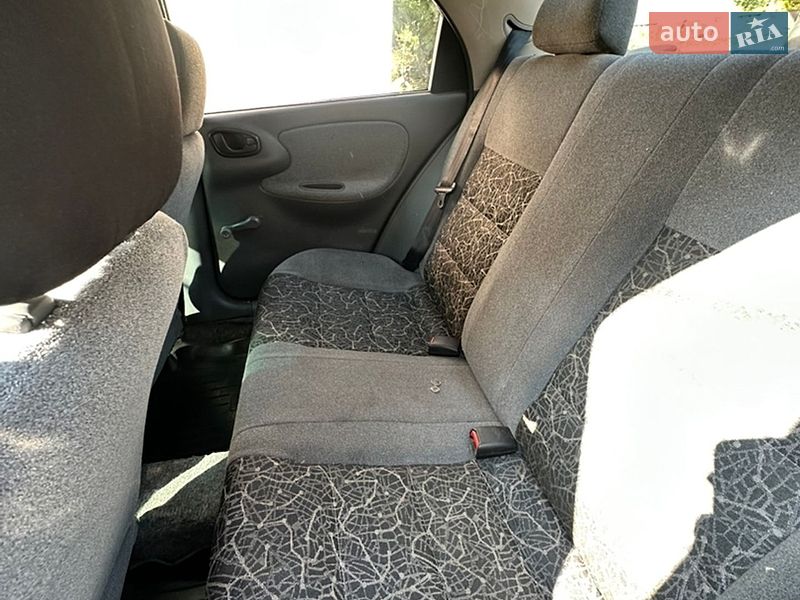 Седан Daewoo Lanos 2007 в Звягелі