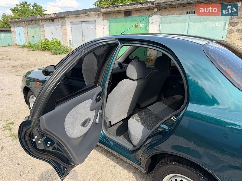 Седан Daewoo Lanos 2007 в Червоному Донце
