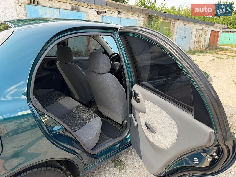 Седан Daewoo Lanos 2007 в Червоному Донце