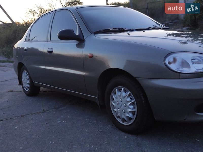 Седан Daewoo Lanos 2003 в Николаеве