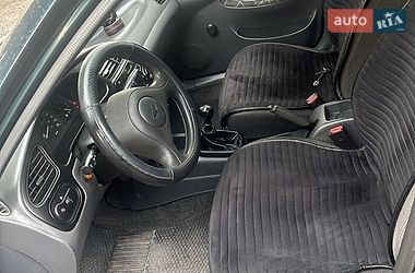 Седан Daewoo Lanos 2003 в Терновке