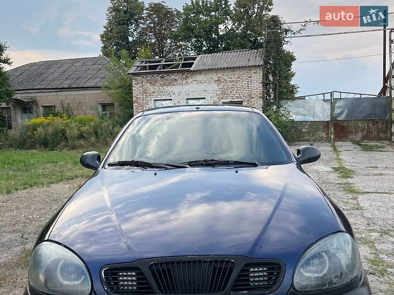 Седан Daewoo Lanos 2003 в Варві