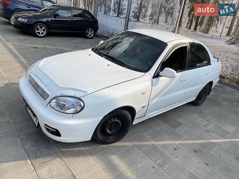 Седан Daewoo Lanos 1998 в Запоріжжі