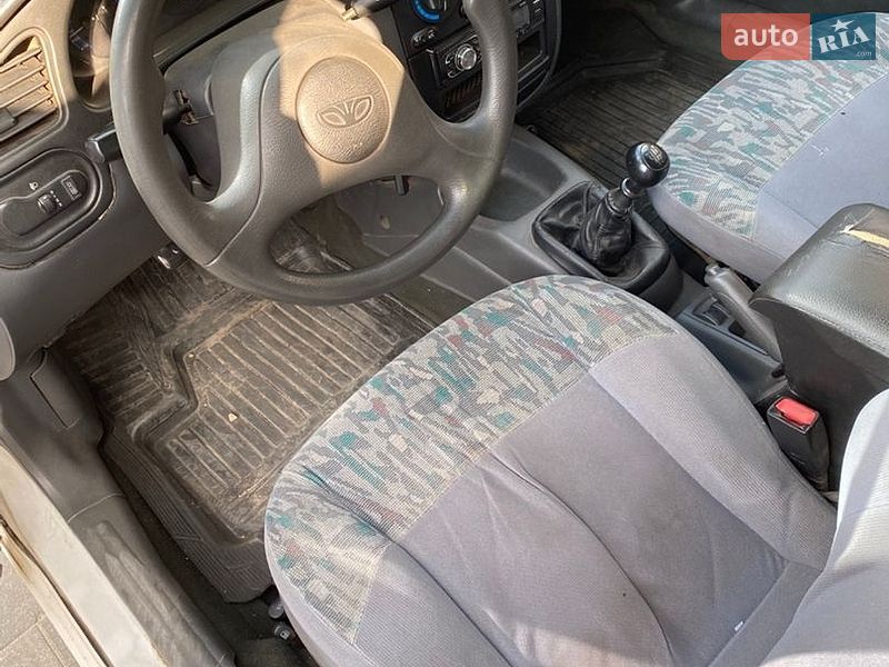 Седан Daewoo Lanos 1998 в Запоріжжі