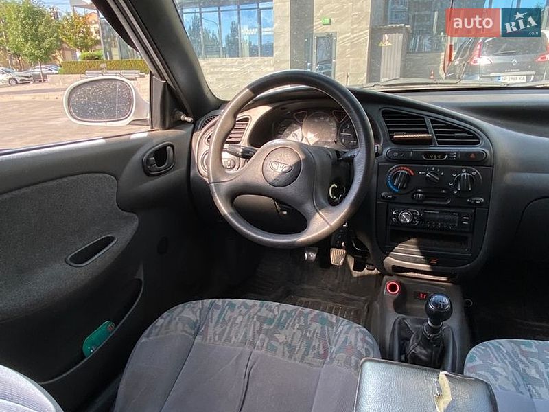 Седан Daewoo Lanos 1998 в Запоріжжі