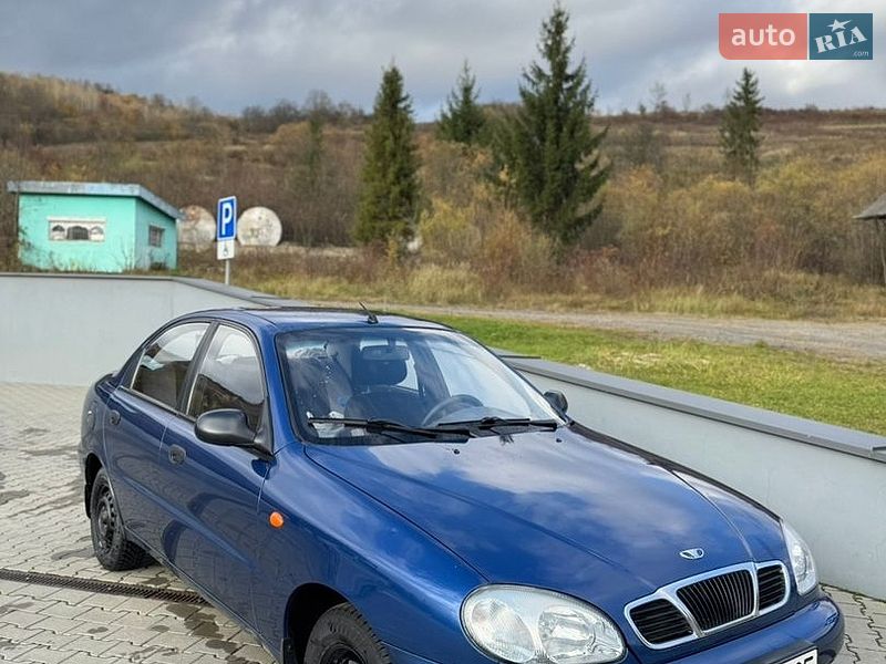 Седан Daewoo Lanos 2008 в Воловцю