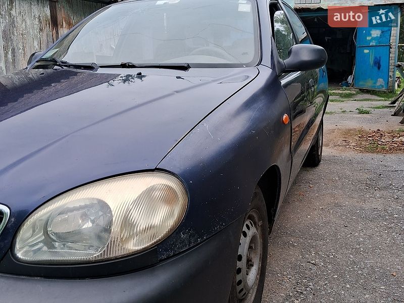 Седан Daewoo Lanos 2005 в Глухове