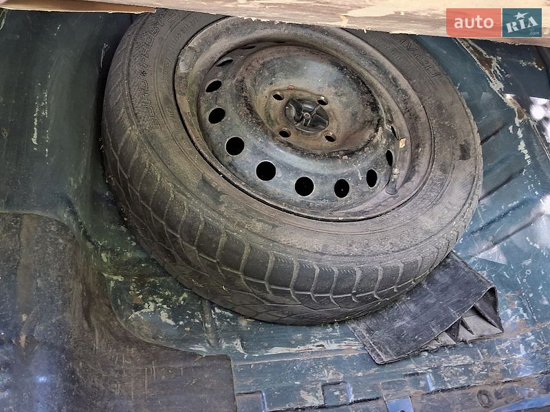 Седан Daewoo Lanos 2005 в Глухове