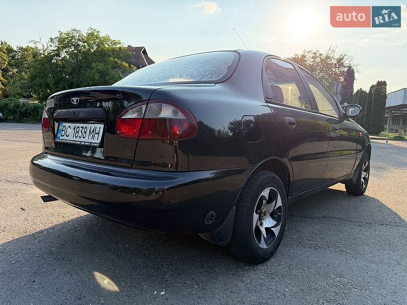 Седан Daewoo Lanos 2009 в Львове