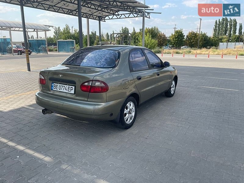Седан Daewoo Lanos 2003 в Миколаєві