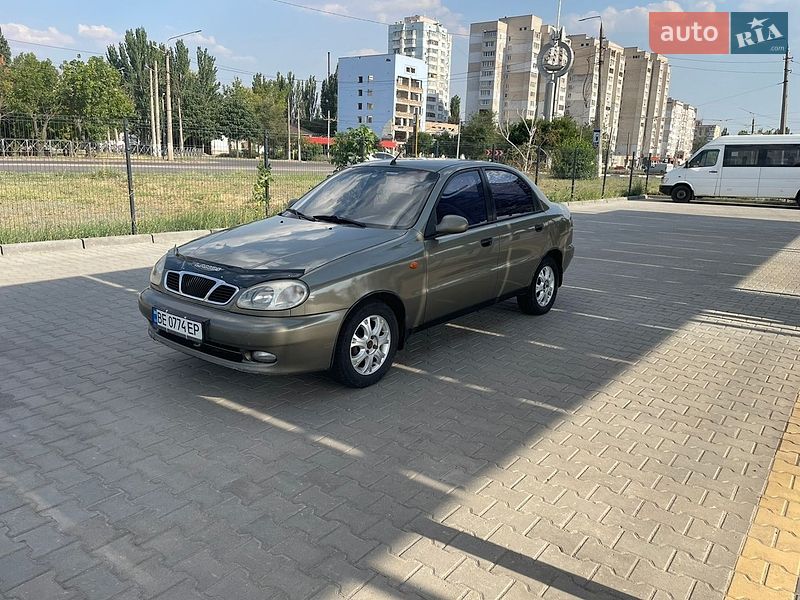 Седан Daewoo Lanos 2003 в Миколаєві
