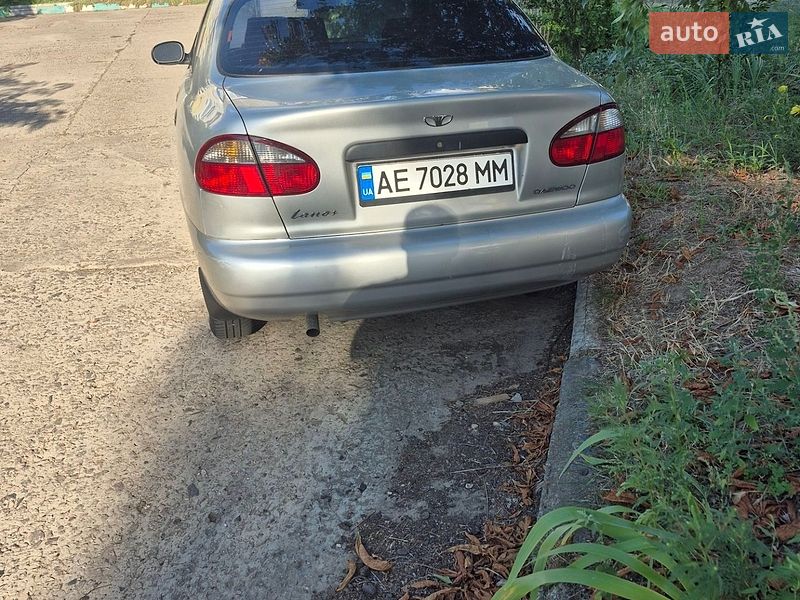 Седан Daewoo Lanos 2003 в Марганці