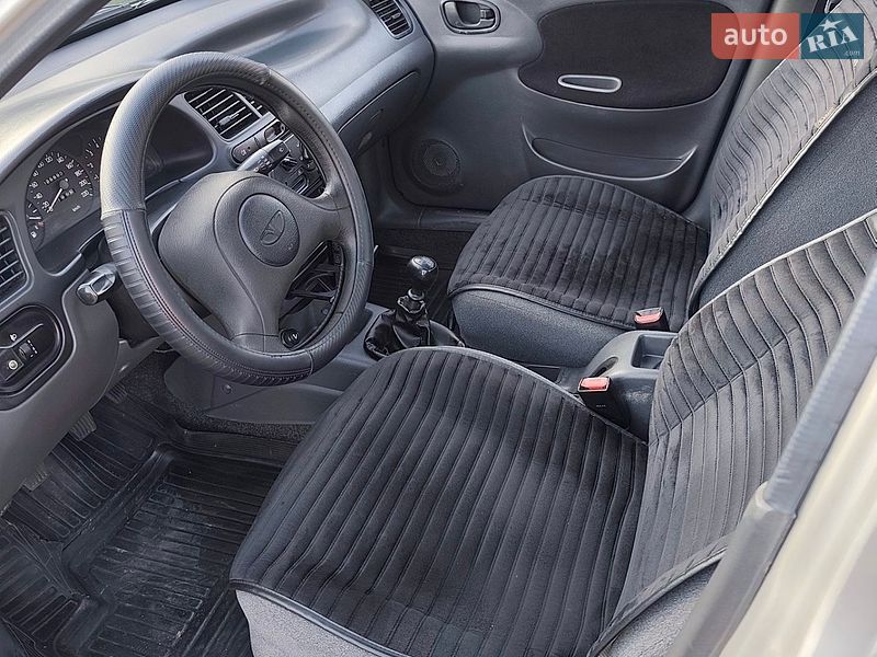 Седан Daewoo Lanos 2004 в Полтаве