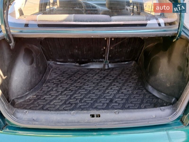 Седан Daewoo Lanos 2003 в Тернополе