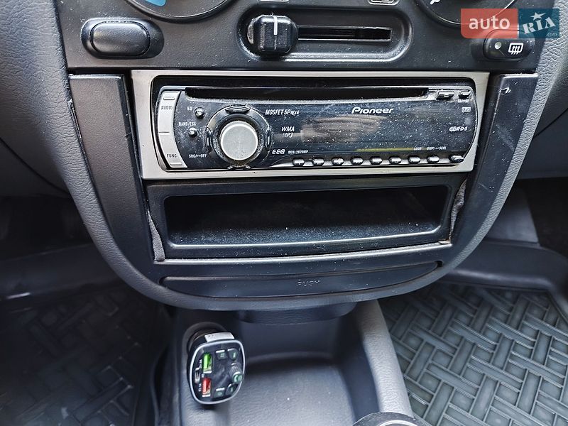 Седан Daewoo Lanos 2006 в Киеве