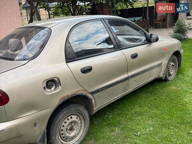 Седан Daewoo Lanos 2008 в Городке