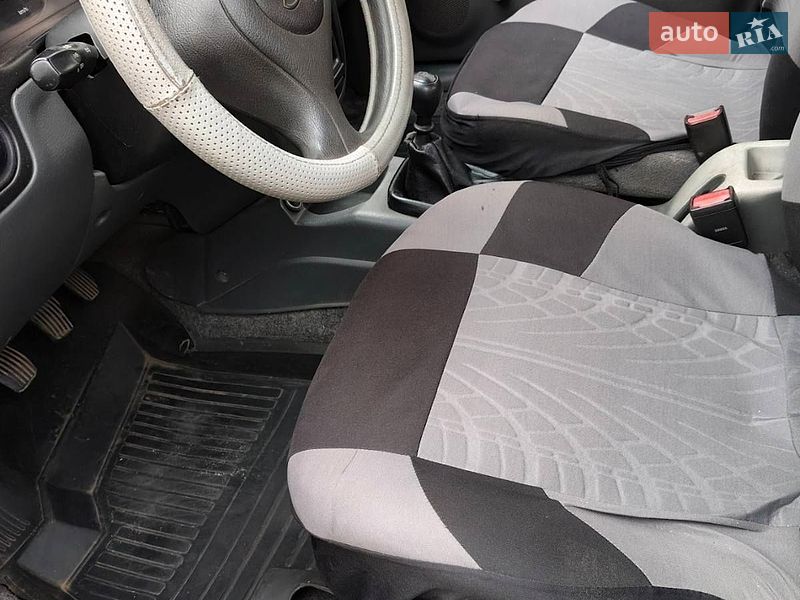 Седан Daewoo Lanos 2008 в Чорткові