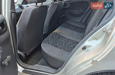 Седан Daewoo Lanos 2004 в Киеве