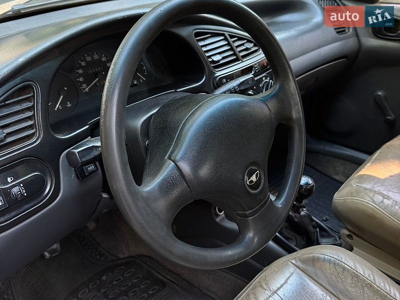 Седан Daewoo Lanos 2003 в Києві