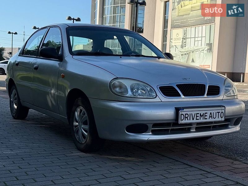 Седан Daewoo Lanos 1998 в Днепре
