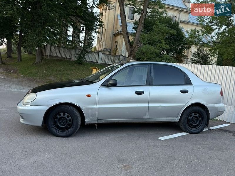 Седан Daewoo Lanos 2005 в Львове