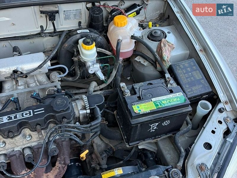 Седан Daewoo Lanos 2005 в Львові