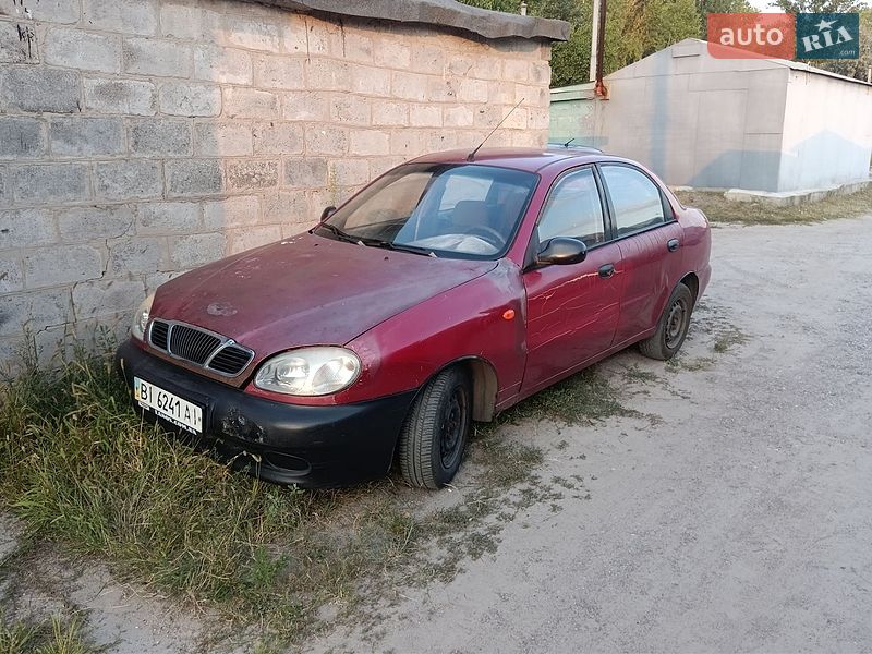 Седан Daewoo Lanos 2005 в Кременчуці
