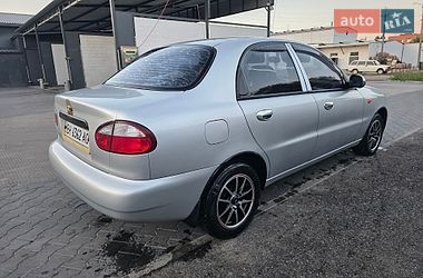 Седан Daewoo Lanos 2008 в Котельві