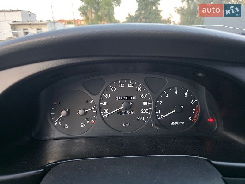 Седан Daewoo Lanos 2008 в Котельві
