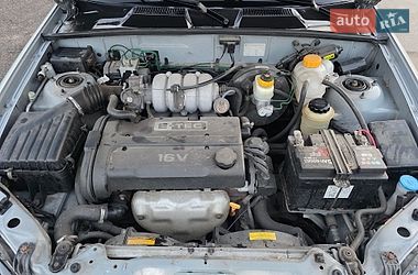 Седан Daewoo Lanos 2008 в Котельві