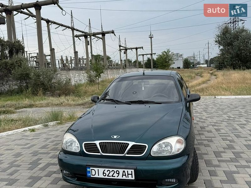 Седан Daewoo Lanos 2004 в Дніпрі