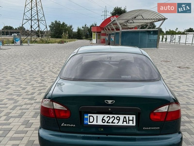 Седан Daewoo Lanos 2004 в Дніпрі