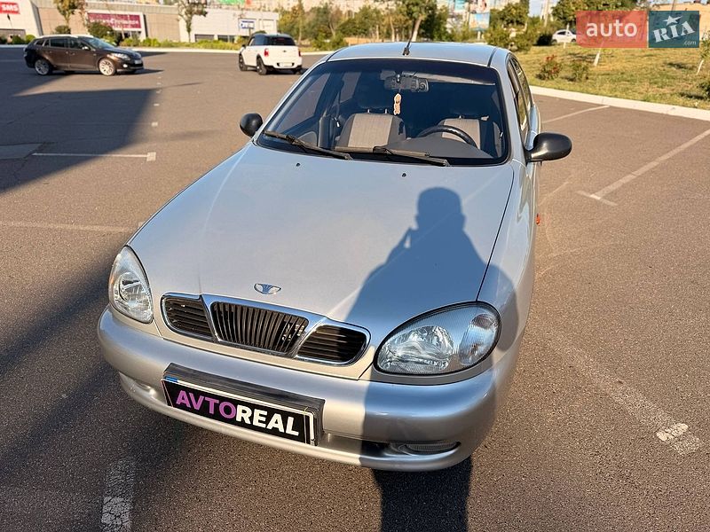 Седан Daewoo Lanos 2004 в Кривом Роге