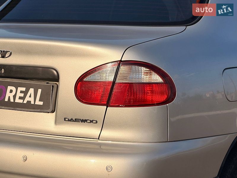 Седан Daewoo Lanos 2004 в Кривом Роге