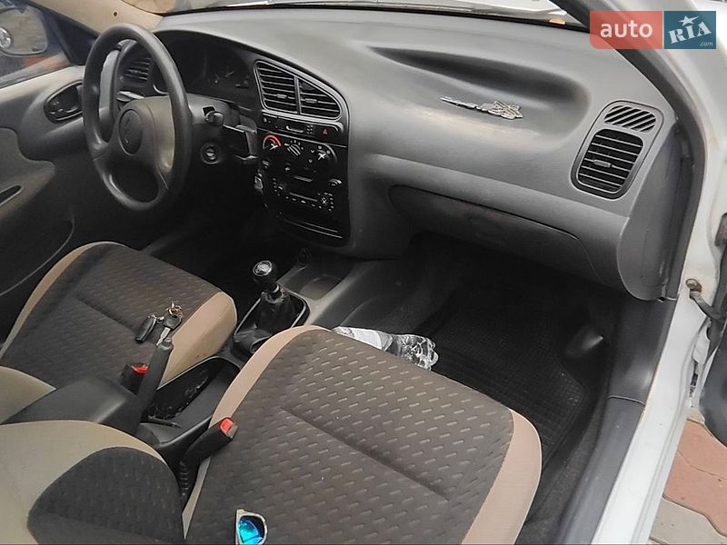 Седан Daewoo Lanos 2005 в Одессе