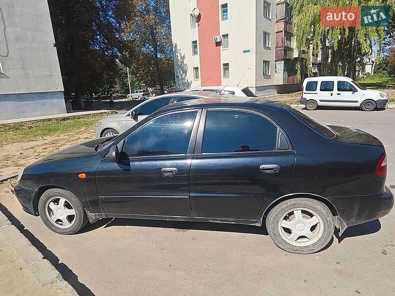 Седан Daewoo Lanos 2008 в Ладижині