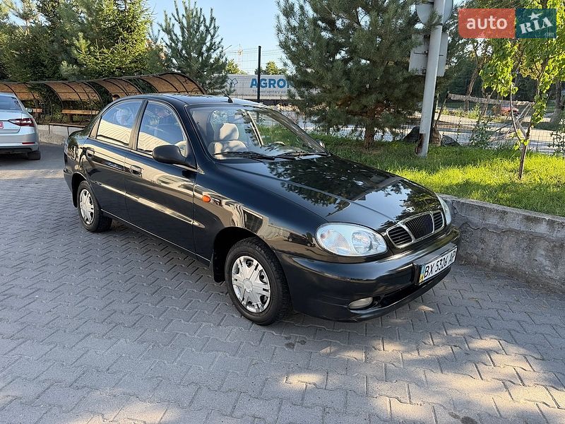 Daewoo Lanos, photos from the listing