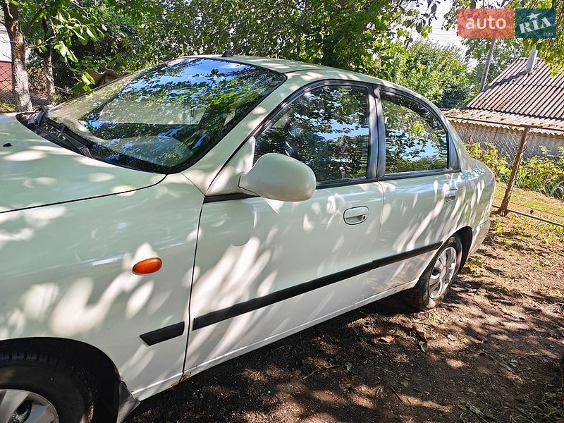 Седан Daewoo Lanos 2011 в Ровно