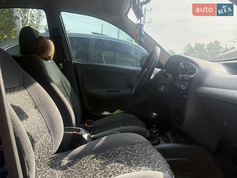 Седан Daewoo Lanos 2005 в Киеве