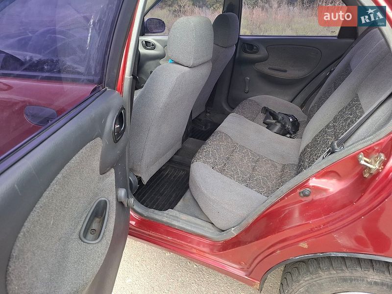 Седан Daewoo Lanos 2006 в Барышевке