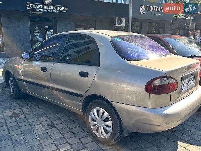 Хетчбек Daewoo Lanos 2008 в Івано-Франківську