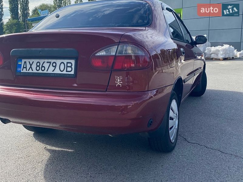 Седан Daewoo Lanos 2003 в Харкові
