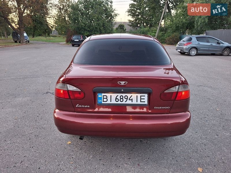 Седан Daewoo Lanos 2003 в Полтаве