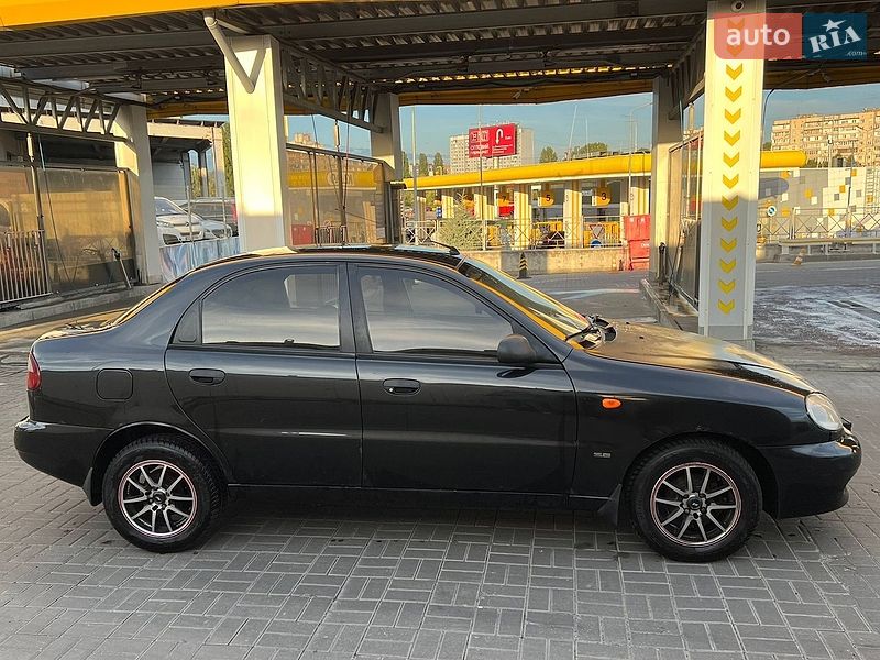 Седан Daewoo Lanos 2008 в Киеве