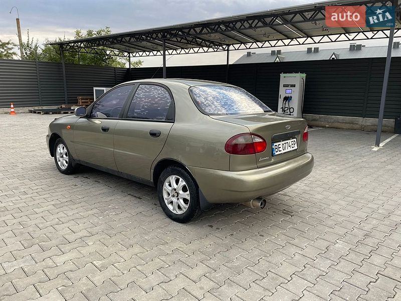Седан Daewoo Lanos 2003 в Николаеве