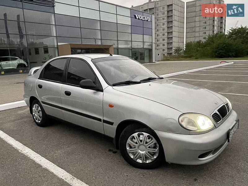Седан Daewoo Lanos 2004 в Полтаві